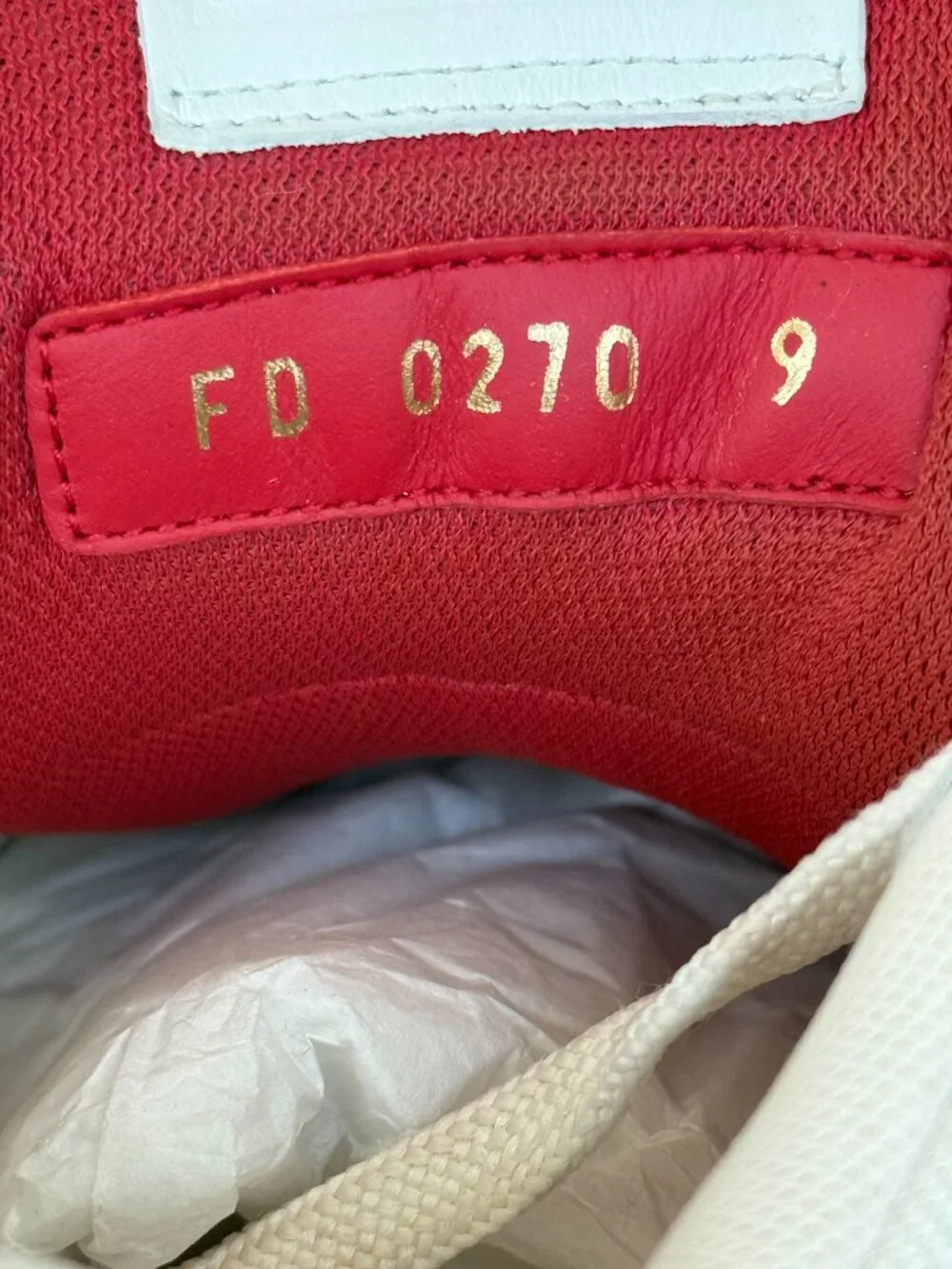 Louis Vuitton size lv9